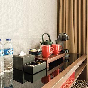 Kamar queen executive